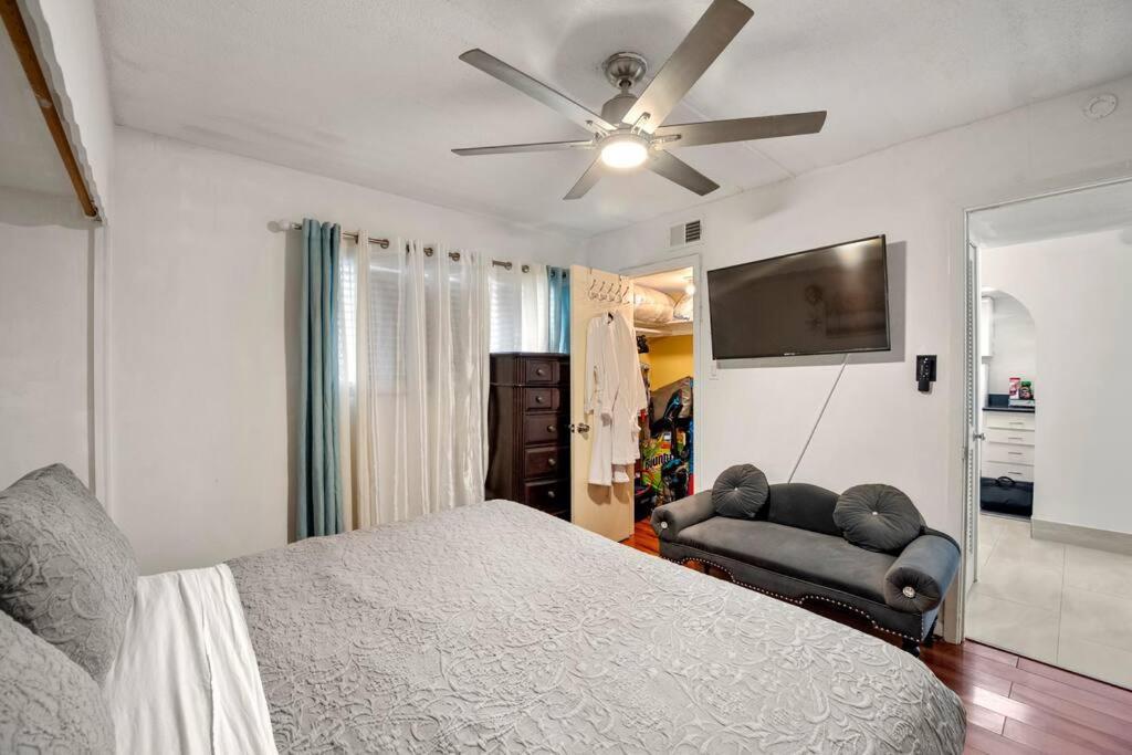 Bello Condominio Con Vista Al Mar, Jacuzzi Interno ガルベストン エクステリア 写真