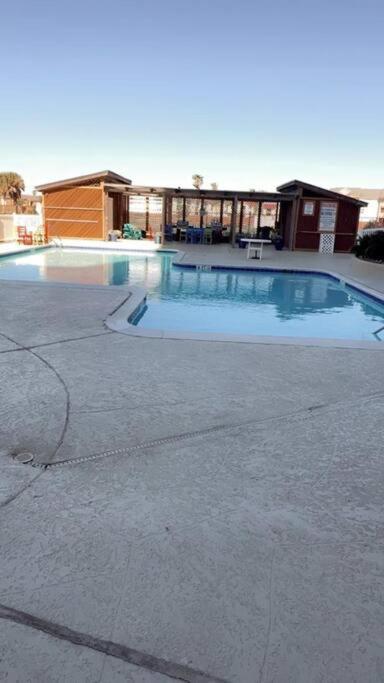 Bello Condominio Con Vista Al Mar, Jacuzzi Interno ガルベストン エクステリア 写真