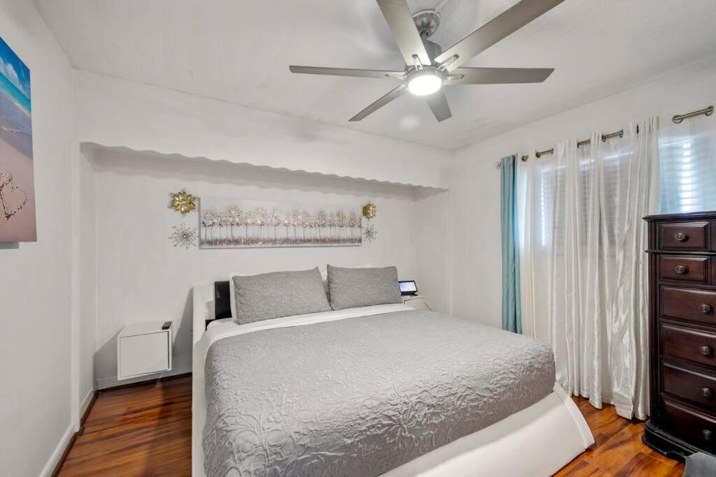 Bello Condominio Con Vista Al Mar, Jacuzzi Interno ガルベストン エクステリア 写真